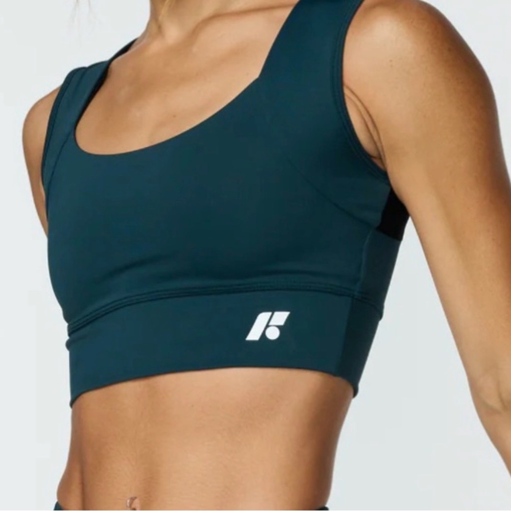 Forme gently worn power bra teal
Medium - Picture 2 of 4